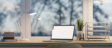 Kapanış, Modern ev ofisi, masadaki portatif laptop beyaz ekran modeli kağıt düzenleyicisi, kitaplar, masa lambası, minimal santral, pencerelerin yanı, 3D görüntüleme, 3D illüstrasyon