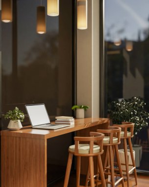 Ahşap tezgahta dizüstü bilgisayar ve köşesinde kitaplarla birlikte tabure sandalyesi. Kafe ya da restorandan yapılmış cam bir duvar. 3D görüntüleme, 3D çizimler.