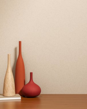 Çeşitli şekillerde kırmızı ve kahverengi vazolar ve ahşap masaya ya da sade çatı katı duvarının yanındaki raflara kitap. Ürün Görünümü, 3D Hazırlama, 3B Resim.