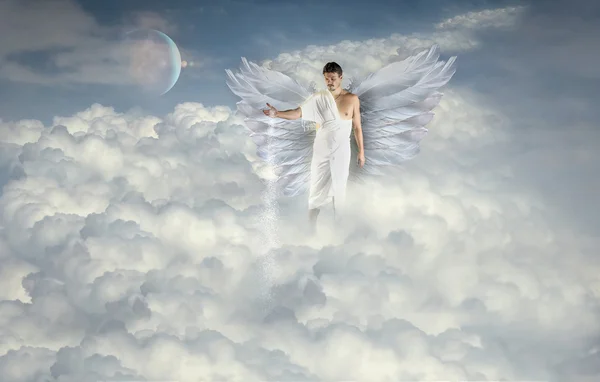 天使は、雲を作ってください。 ストック画像
