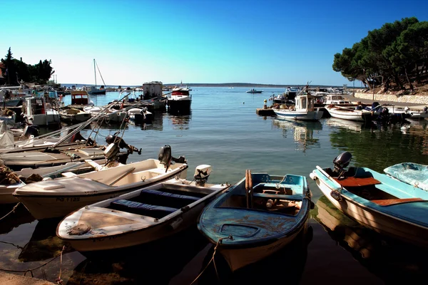 Bateaux de stationnement — Photo