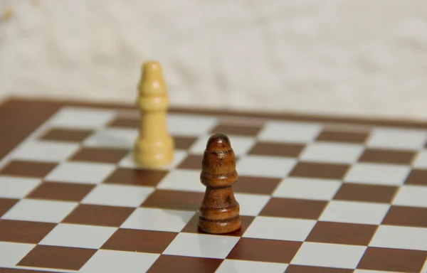 Chessmen on Checkboard — Stock Photo, Image