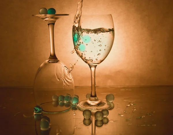 ワイングラスの背景 — ストック写真