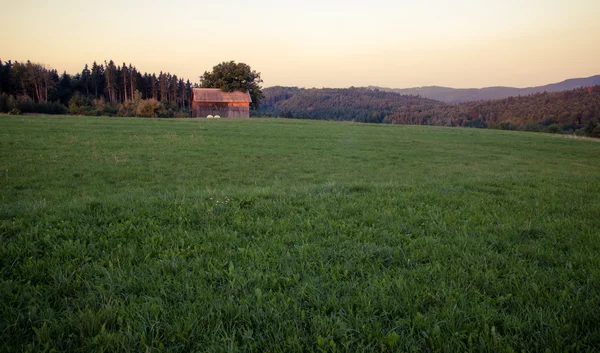 Casa sola de amanecer — Foto de Stock