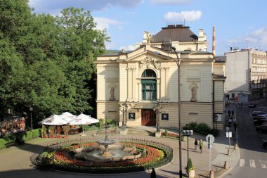 Bielsko-Biala 'daki Polonya Tiyatrosu, 1890' da inşa edilmiş, Castle Hill, Bielsko-Biala, Polonya - 26 Haziran 2012