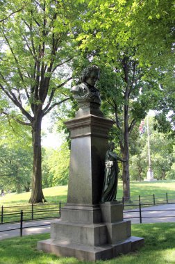 Central Park 'taki alışveriş merkezindeki Beethoven anıtı, 1884, New York, New York, ABD - 19 Haziran 2020