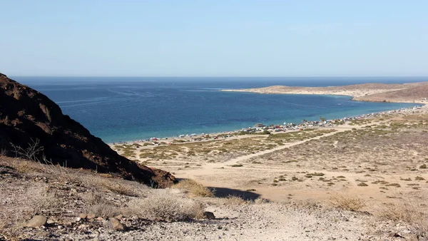 Hegyvidéki Part Menti Sivatagi Táj Playa Telocote Cortes Tengeren Háttérben — Stock Fotó