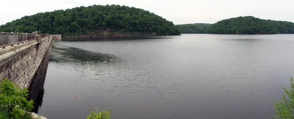 New Croton Dam Reservoir 1892 1906 시스템의 Southern Bank Reservoir — 스톡 사진