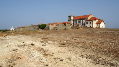15. yüzyıl Barok kilisesi, Nossa Senhora do Cabo Mabedi, Cabo Espichel, Portekiz - 10 Temmuz 2021