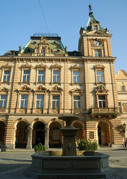 Geschmücktes Rathaus Auf Dem Hauptplatz Der Stadt Domazlice Tschechische Republik — Stockfoto