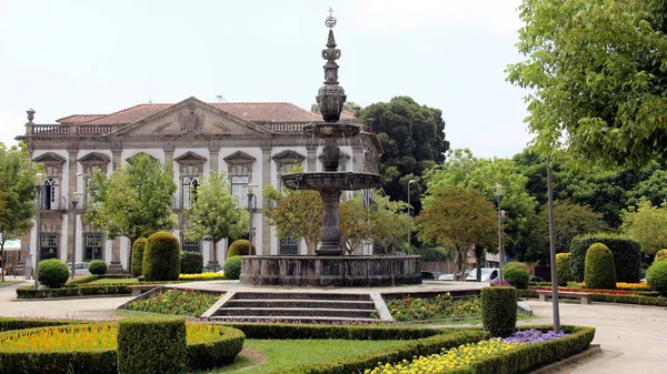 Régi Stílusú Szökőkút Garden Square Város Történelmi Központjának Szélén Braga — Stock Fotó