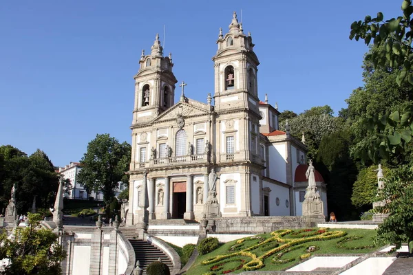 位于葡萄牙布拉加市外几英里处的山顶天主教朝圣地点 山区耶稣圣地 Santuario Bom Jesus Monte 2021年7月18日 — 图库照片