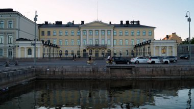 Başkanlık Sarayı, set cephesi, alacakaranlıkta manzara, Helsinki, Finlandiya - 2 Haziran 2018