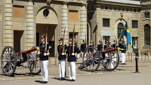 Ceremonia Cambio Guardia Palacio Real Estocolmo Suecia Mayo 2018 — Foto de Stock