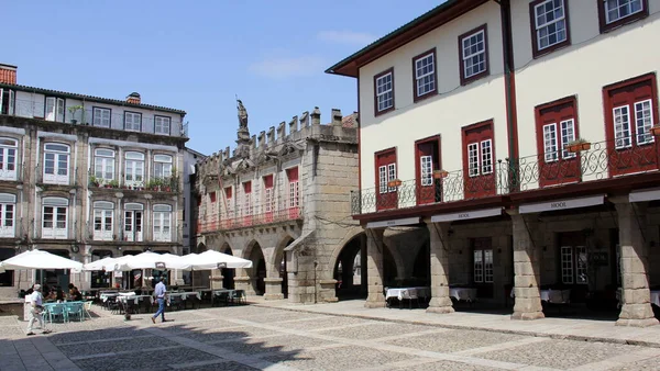 Oliveira Meydanı Nın Kuzey Tarafındaki Tarihi Binalar Largo Oliveira Şehrin — Stok fotoğraf