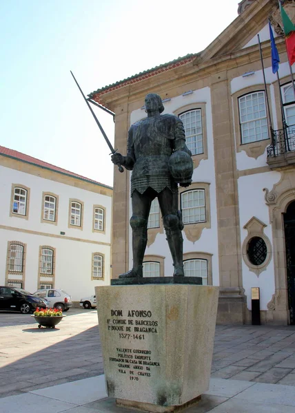 Monumento Dom Afonso Conte Barcelos Fronte Municipio Piazza Delle Camoe — Foto Stock