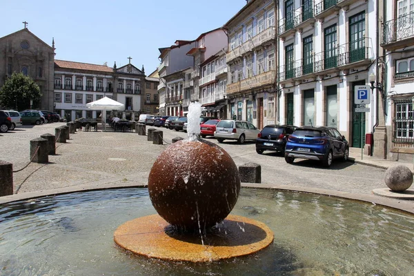 Fuente Agua Plaza Misericordia Guimaraes Portugal Julio 2021 —  Fotos de Stock