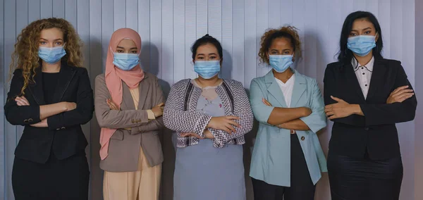 Diverse Caucasian African American Asian Muslim Size Businesswomen Teamwork Standing — Stock Photo, Image