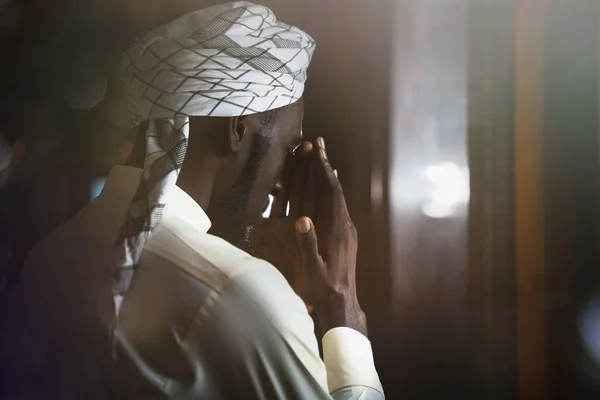 Muslim Man Having Worship Praying Allah Blessing Islam Ceremony Mosque — Stock Photo, Image