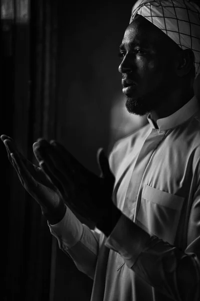 Muslim Man Having Worship Praying Allah Blessing Islam Ceremony Mosque — Stock Photo, Image