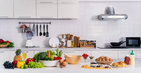 Alimentos Saludables Vegetarianos Fondo Bandera Surtido Frutas Verduras Huevos Mesa — Foto de Stock