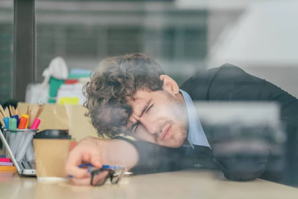 Portrait Caucasian Employee Workplace Feeling Sad Tried Due Job Lose — Stock Photo, Image