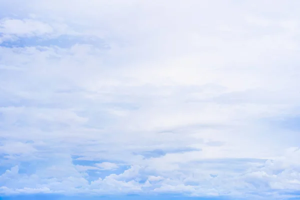 Natuurlijke Achtergrond Van Blauwe Wollige Hemel — Stockfoto