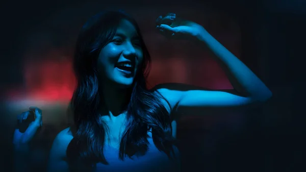 Woman Having Fun Dancing Night Disco Club Neon Light Dark — Stock Photo, Image