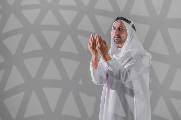 Islamisk Bakgrund Arab Muslim Man Thawb Outfit Dyrkan Och För — Stockfoto