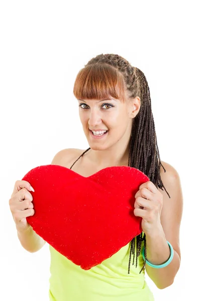Valentines day portret kobiety w gospodarstwie czerwone serce miłości — Zdjęcie stockowe