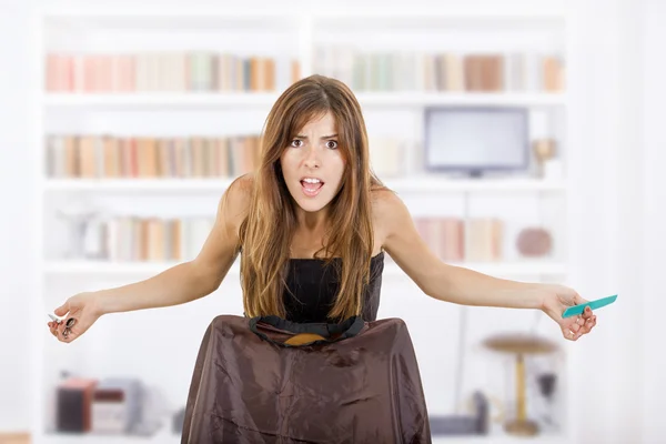 Woman hairdresser with comb and scissors waiting impatiently for — Stock Photo, Image