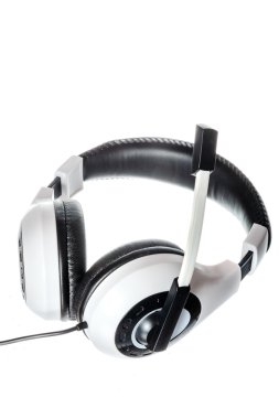 Manzaralı beyaz izole mikrofon PC kulaklık