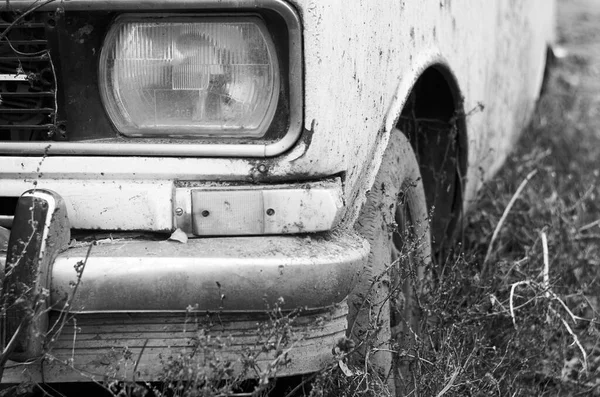 Fekete Fehér Fénykép Egy Elhagyott Autó Készült Ussr — Stock Fotó