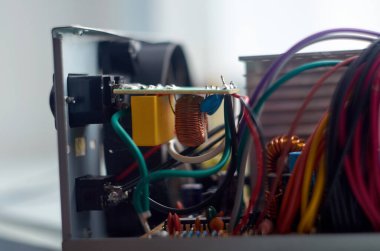 Mosfet transistörlü PC güç kaynağı