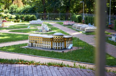 Vinnitsa, Ukrayna - 11 Eylül 2021 Vinnitsa Central Park 'taki mini kasaba