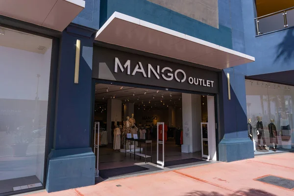 mango fashion retailer logo pictures mango fashion retailer logo stock photos images depositphotos