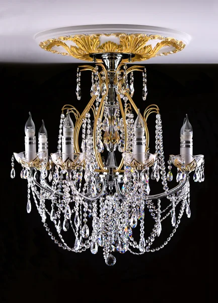 Classical style chandelier on ceiling — Stock Photo, Image