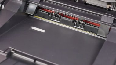 Lazer Yazıcı üzerinde belgeleri yazdırma