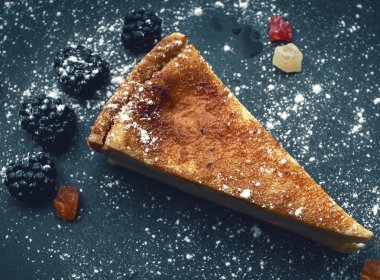 Cheesecake böğürtlen ile