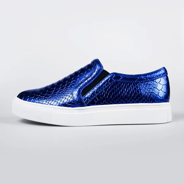 Trendy blauwe schoenen — Stockfoto