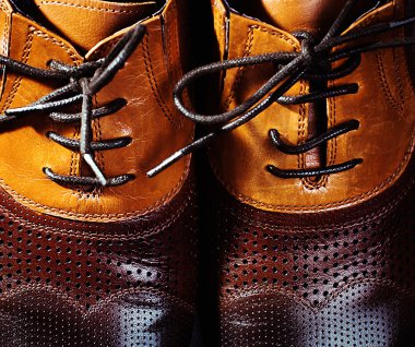 kahverengi deri ayakkabı