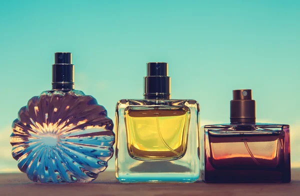 Garrafa diferente de perfume — Fotografia de Stock