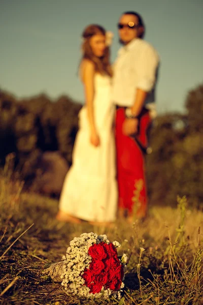 Happy newlywed couple — Stock Photo, Image