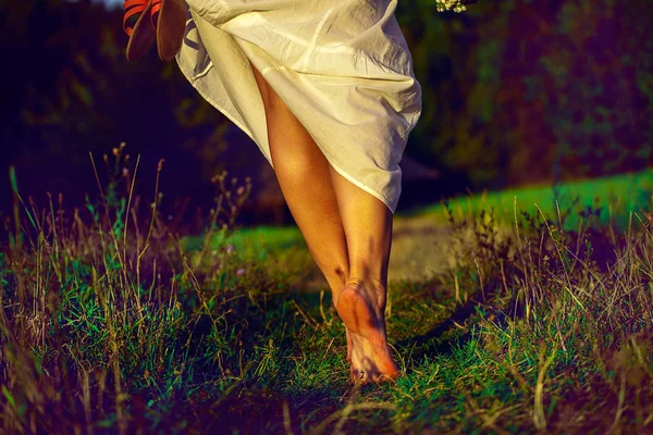 Walk in the park girl — Stock Photo, Image