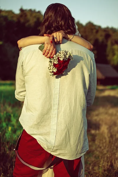 Newlywed couple embracing — Stock Photo, Image