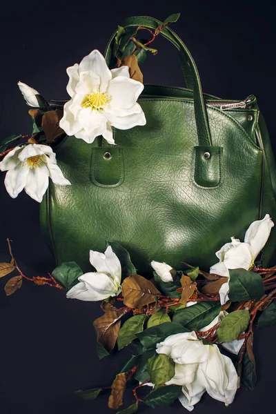 Dámská taška v květech — Stock fotografie