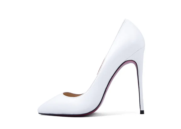 Chaussures blanches pour femmes à talons hauts pour mariage — Photo