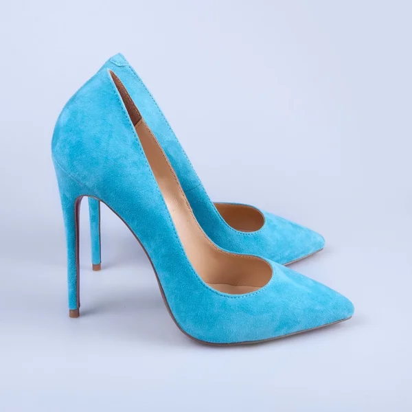 Blue patent leather high-heeled shoes — Stock Photo, Image