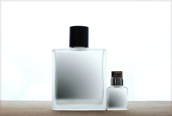 Dois perfumes para o homem — Fotografia de Stock