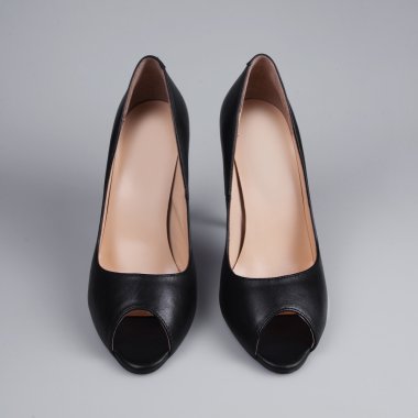 siyah kadın ayakkabı